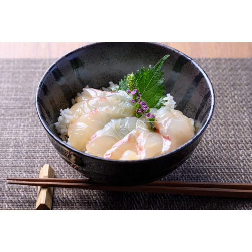 【海鮮 漬け丼 詰め合わせ ５種】京都 丹後の地魚 魚の旨味だし「漬け丼」 5食セット（80g×5パック）（特製追いタレ付） 2656716 - 京都府京丹後市