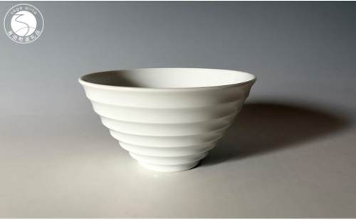 有田焼 白磁線彫碗 お茶碗【中仙窯・中尾純作】作家 作家もの 中尾純 お茶碗 おちゃわん 白磁 伝統工芸 器 うつわ 皿 A20-669 2708095 - 佐賀県有田町