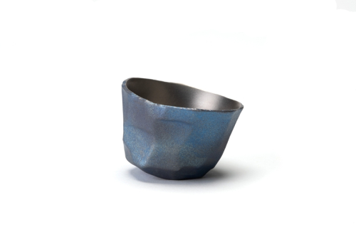 “ hikiZAN ”Premium Titanium Sake Vessel 4th model【 日本酒 酒器 茨城県 日立市 】 2720933 - 茨城県日立市