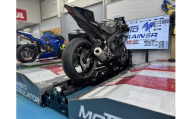 C025-26  バイクシミュレーター体験20分