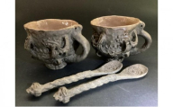 縄文・火焔型土器のコーヒーカップ・マグカップ+縄文スプーン　2個セット　7.5cm×174ｇ 手作り 工芸品 食器 新潟市