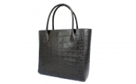 ＜濱野皮革工藝のクロコスクエアトート＞高級素材を使ったシンプルなトートバッグです。(ブラウン)【1103315】