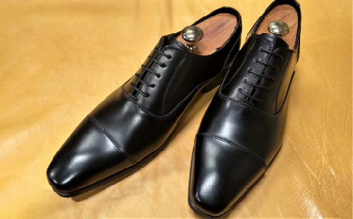 【LV431 ブラック】25.5cm トレンドを意識したビジネスシューズ ストレートチップ