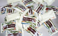 沖縄の黒糖飴　25袋