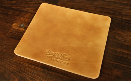 マウスパット（牛革）（黒・茶・ナチュラル）175×150×3mm 37944 - 秋田県五城目町