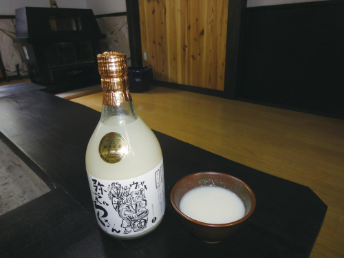 ガラシャの里のどぶろく『弥栄のろくさん』　辛口 392192 - 京都府京丹後市