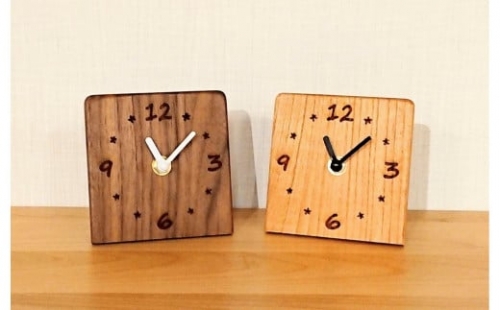 置き時計　木の時計　アナログ　コンパクト　卓上　雑貨　置時計　２個セット 445213 - 福岡県大川市