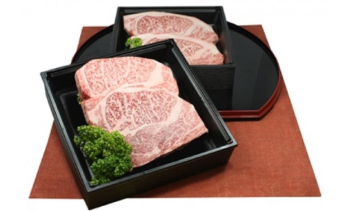 【4等級以上】近江牛 ステーキ用肩ロース【720ｇ（180g×4枚)】【AB46W】 47703 - 滋賀県近江八幡市