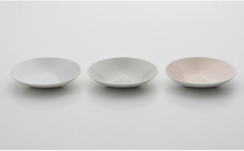 2016/ CH Deep Plate Set【2016/オリジナル】有田焼 食器 器 皿 深皿 プレート ディーププレート 3枚 ホワイト グレー ピンク シンプル A35-345 497523 - 佐賀県有田町