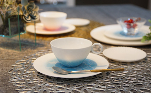 やま平窯元 エッグシェル コーヒーC/S 泡 Blue A35-197 513802 - 佐賀県有田町