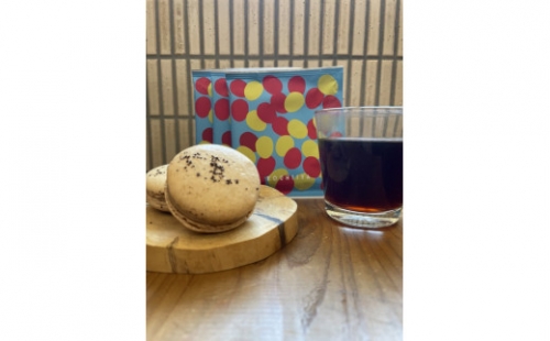 【C34-08】お菓子のキタハラの「Kマカロン」とこうひいやのブラジルドリップコーヒーセット