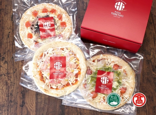 PIZZA TORETATI 3種セット 紅ズワイガニ・のどぐろ・するめいかのピザ（大山ブランド会）米子高島屋 20-AD3 0845 567032 - 鳥取県江府町