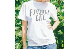 FUKUOKA T-shits Maket （FTM）の人気の定番Tシャツです。FUKUOKA T-shits Maket （FTM）は2014 年にスタート。アパレル、飲食店、デザイン事務所など多数