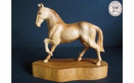 【数量限定】飛騨一位一刀彫 駿馬（大） 伝統工芸品 飛騨高山 吉野彫刻所 g111
