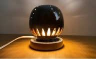[№5226-0259]幻の須佐唐津焼　窯元製作陶器ランプ　黒　カーブ　電球色LED