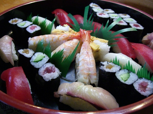 a15-412　焼津 和作寿司 食事券 寿司 一品料理 昼夜使用可能 59714 - 静岡県焼津市