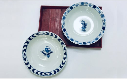 青花のロングセラー商品 絵変わりペア桔梗渕20cmスープ皿 小島芳栄堂 35000円 3.5万円 A35-447 649943 - 佐賀県有田町