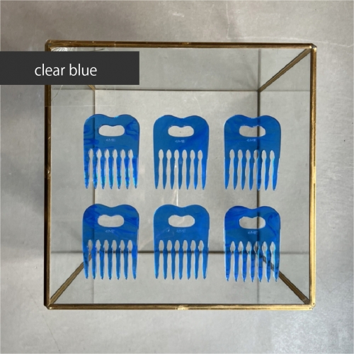アクリル製 ヘアコーム clear blue（クリアブルー） ヘアアクセサリー eME　tayu 656156 - 大阪府河内長野市