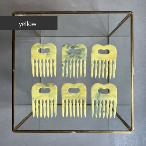 アクリル製 ヘアコーム yellow（イエロー） ヘアアクセサリー eME　tayu 656161 - 大阪府河内長野市