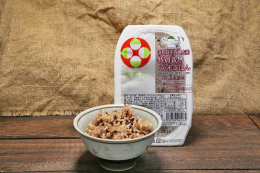 「雪若丸」は、はえぬきやつや姫に次ぐ、山形県の新しいブランドです。米の食味ランキングでは、デビュー以来２年連続最高位の「得A」を獲得しています。粘りとしっかりとした粒感のバランスがこれまでにない食感で