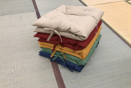 防災頭巾としても使用できる座布団【CW48W】
 68738 - 滋賀県近江八幡市