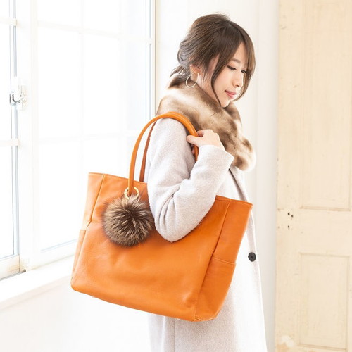 職人の技が冴える!牛革サイドポケットトートバッグ L size 69379 - 和歌山県御坊市