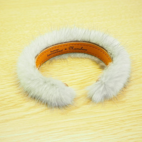 毛皮の宝石 SAGAミンクトリミング牛革バングル 69393 - 和歌山県御坊市