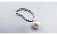 【040-33】一粒のパールを楽しむ、アコヤ真珠のイヤーカフ(ホワイト系）*