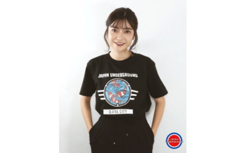 小千谷市マンホールTシャツ(黒) 【XLサイズ】 錦鯉デザイン TAK JAPAN 【0037-0002SV04-01】 772755 - 新潟県小千谷市