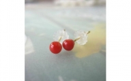 【高知県大月町産】　赤珊瑚の丸玉ピアス