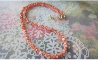 天然ピンク珊瑚の小枝ネックレス