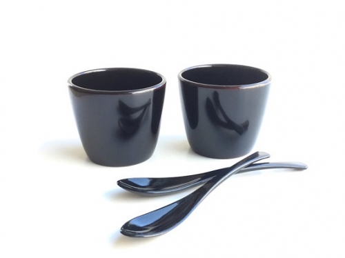 【漆器たかやすみ】本漆塗り miniフリーカップ溜ペア&黒スプーンセット1組 うるし塗 そば猪口 湯呑 デザートカップ コーヒーカップ ロックカップ 小鉢 2客 セット ギフト 贈り物 プレゼント 80473 - 富山県魚津市