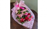 「母の日」に感謝の心を込めて贈る～花束～