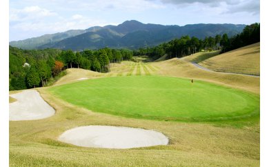 上石津ゴルフ倶楽部プレー券（土日祝3） 84861 - 岐阜県大垣市