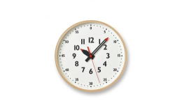 fun pun clock ふんぷんくろっく- 時計の読めない子が、読みたいと思うアナログ時計 -名前の由来は、"時"を表わす「1〜12」の文字が、60進法の"分&quo