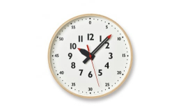 fun pun clock ふんぷんくろっく- 時計の読めない子が、読みたいと思うアナログ時計 -名前の由来は、"時"を表わす「1〜12」の文字が、60進法の"分&quo
