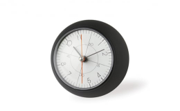 earth clock less アース クロック レス1987年に五十嵐威暢がOUNのためにデザインしたBall clockの復刻バージョン。文字盤は2種類で、ボディは黒・白の2色。表面に波型の凹凸