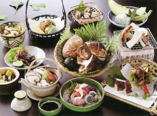 [限定20枚]丹波松茸 料理 お食事券（お一人様・ワンドリンク付）＜丹波四季菜料理 宮本屋＞ ※利用期間10月中予定 908133 - 京都府亀岡市