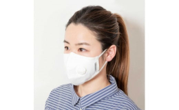 このマスク ３つの"ここがすごい！"(1)スイス・Livinguard社の特許技術生地を使用 表と裏の生地に特殊加工を施しています。 手についた細菌などが加工された生地に付着 して