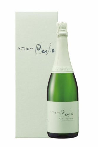 スパークリング ペルル 720ml お酒 酒 日本酒 甘口 飲みやすい 女性 贈り物 アルコール度数13度 贈答 ギフト プレゼント おしゃれ お祝い 亀泉酒造 お取り寄せ ご当地 地酒 美味しい 冷蔵 配送 954837 - 高知県土佐市