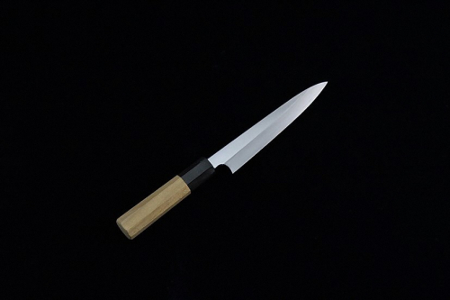 和ペティ１５０ミリ銀３鋼　包丁 日本製  ペティ ステンレス 刃渡り15cm 150mm 料理 高級 本格的 フルーツ 野菜 飾り切り 皮むき コンパクト アウトドア用にも ふるさとのうぜい 故郷納税 返礼品 高知県 土佐市 954868 - 高知県土佐市