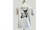 迫 風歌の「木を彫る人」/ T-shirt(バックプリント)・ユニセックス/ サイズM【1412442】