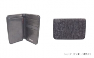 エキゾチックレザーを使用「オールレザーの二つ折り財布 (全8色)」 (カラー：シャーク(黒吟スリ))