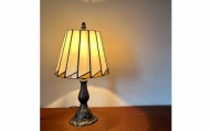 Nijiiro Lamp のステンドグラスのテーブルランプ マロン アンバー【1426084】